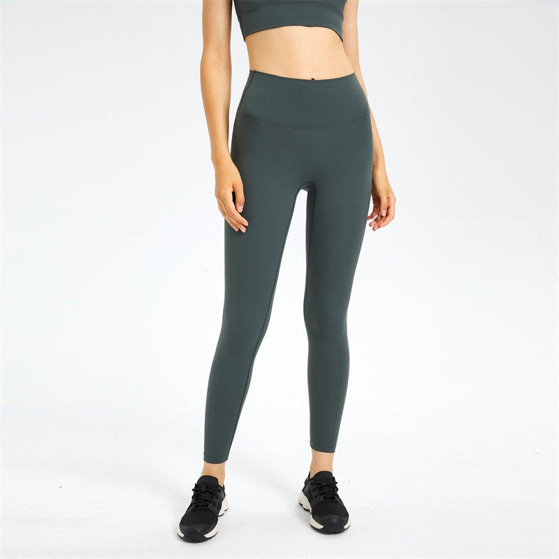 Paying 130$ for a camel toe. Great. #lululemon #leggings #why #fyp